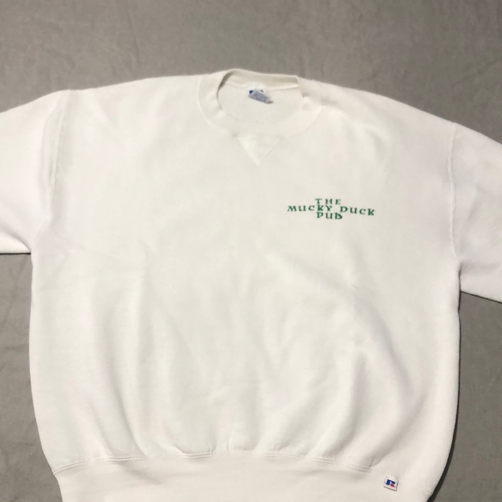 MAKE ME AN OFFER Mucky Duck vintage sweatshirt
